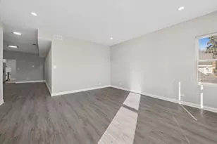 8018 S Harvard Ave, Chicago, IL 60620 - Photo 15