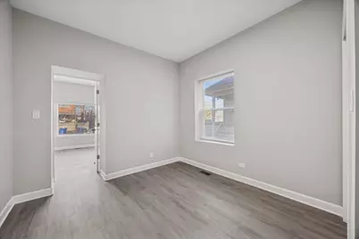 8018 S Harvard Avenue, Chicago, IL 60620 - Photo 5