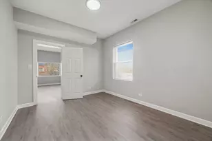 8018 S Harvard Ave, Chicago, IL 60620 - Photo 21