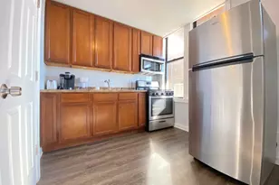 1437 W Taylor St, Chicago, IL 60607 - Photo 5