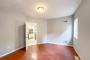 2458 N Clybourn Ave, Chicago, IL 60614 - Photo 33