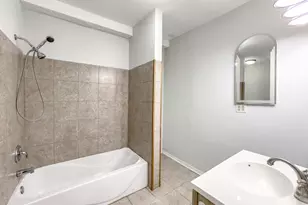 2458 N Clybourn Ave, Chicago, IL 60614 - Photo 29