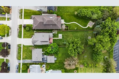 340 S Prospect Street, Roselle, IL 60172 - Photo 49