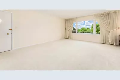 860 N Merrill Street, Park Ridge, IL 60068 - Photo 3