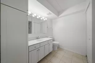 7081 W Touhy Ave, Niles, IL 60714 - Photo 15