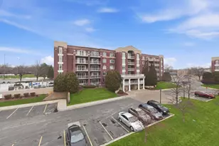 7081 W Touhy Ave, Niles, IL 60714 - Photo 21