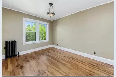 1329 W Addison Street #3A, Chicago, IL 60613 - Photo 5