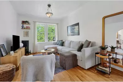1329 W Addison Street #3A, Chicago, IL 60613 - Photo 15