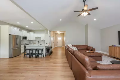 3172 Sun Valley Drive, Kankakee, IL 60901 - Photo 23