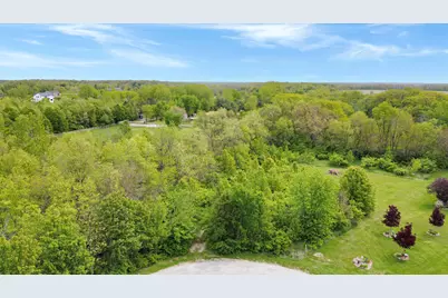 2390 N 4059th Road, Sheridan, IL 60551 - Photo 3