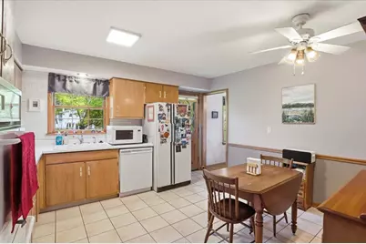 1046 Crane Boulevard, Libertyville, IL 60048 - Photo 11