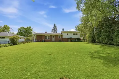 1046 Crane Boulevard, Libertyville, IL 60048 - Photo 27