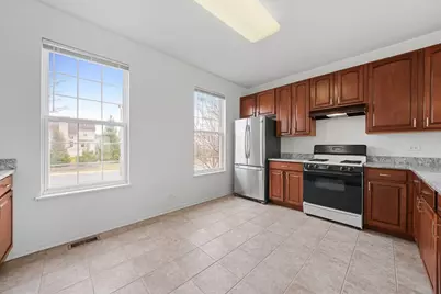 760 Lambert Lane #96-1, Bartlett, IL 60103 - Photo 3