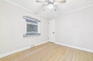 10615 S Vernon Ave, Chicago, IL 60628 - Photo 5