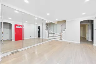 10615 S Vernon Ave, Chicago, IL 60628 - Photo 3