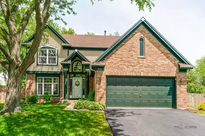 352 Fairfax Lane, Grayslake, IL 60030 - Photo 1