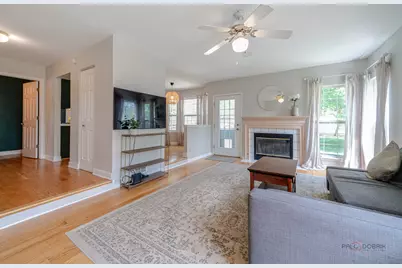 352 Fairfax Lane, Grayslake, IL 60030 - Photo 9
