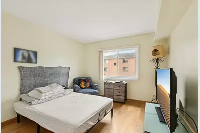 702 Cobblestone Circle #D, Glenview, IL 60025 - Photo 13