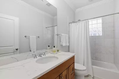 927 W George Street #2, Chicago, IL 60657 - Photo 21