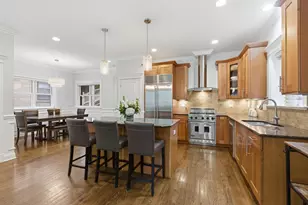 927 W George St, Chicago, IL 60657 - Photo 3
