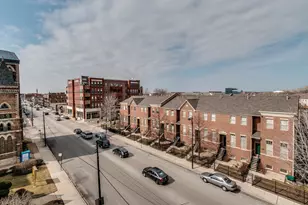 2637 W Belmont Ave, Chicago, IL 60618 - Photo 29