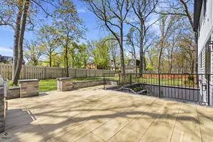 394 Forest Edge Dr, Glencoe, IL 60022 - Photo 51