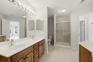 2246 Pembridge Dr, Lake in the Hills, IL 60156 - Photo 25