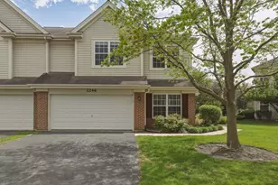 2246 Pembridge Dr, Lake in the Hills, IL 60156 - Photo 1