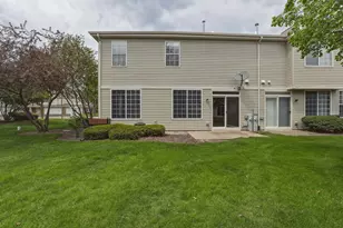 2246 Pembridge Dr, Lake in the Hills, IL 60156 - Photo 39