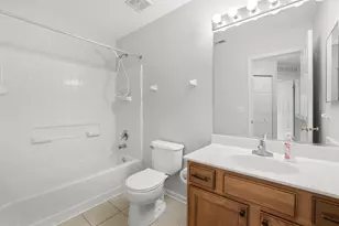 2246 Pembridge Dr, Lake in the Hills, IL 60156 - Photo 35