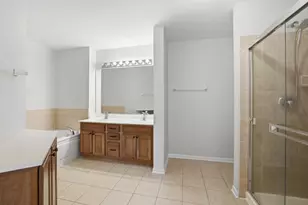 2246 Pembridge Dr, Lake in the Hills, IL 60156 - Photo 23