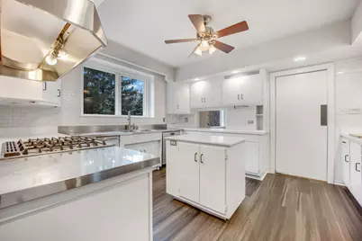 120 E 8th Street, Hinsdale, IL 60521 - Photo 9