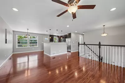 1931 Hollywood Avenue, Hanover Park, IL 60133 - Photo 3