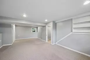 1931 Hollywood Ave, Hanover Park, IL 60133 - Photo 17