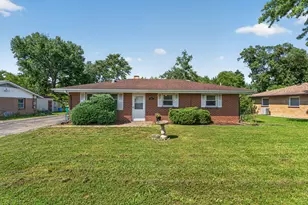 1801 Pinewood Ln, Joliet, IL 60433 - Photo 1