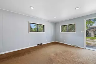 312 W Railroad St, Kingston, IL 60145 - Photo 9
