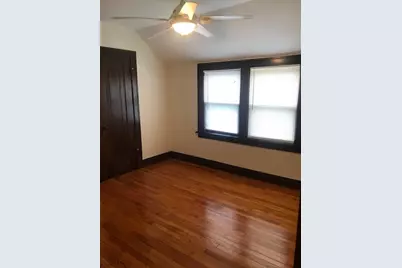 630 N 1st Street, Libertyville, IL 60048 - Photo 13