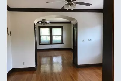 630 N 1st Street, Libertyville, IL 60048 - Photo 9