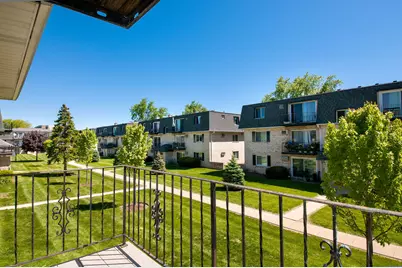 1303 N Baldwin Court #2D, Palatine, IL 60074 - Photo 11