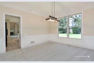 1096 Chesapeake Boulevard, Grayslake, IL 60030 - Photo 9
