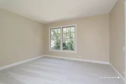 1096 Chesapeake Boulevard, Grayslake, IL 60030 - Photo 25