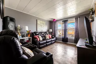 5633 W 64th Pl, Chicago, IL 60638 - Photo 3