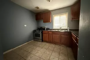 10211 S Sangamon St, Chicago, IL 60643 - Photo 5