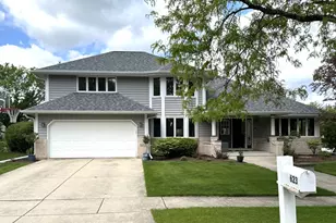 623 Steamboat Rd, Naperville, IL 60565 - Photo 1
