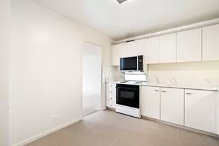 110 E Delaware Pl, Chicago, IL 60611 - Photo 7