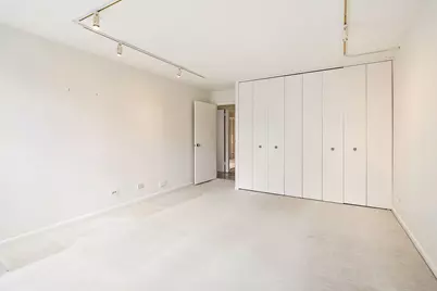 110 E Delaware Place #704, Chicago, IL 60611 - Photo 13