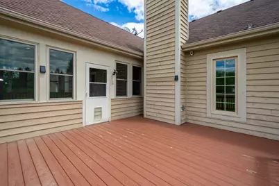 10303 Fox Bluff Lane, Spring Grove, IL 60081 - Photo 37
