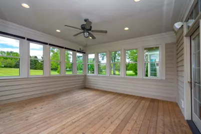 10303 Fox Bluff Lane, Spring Grove, IL 60081 - Photo 9