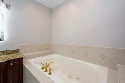 10303 Fox Bluff Lane, Spring Grove, IL 60081 - Photo 17
