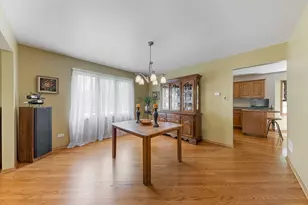 12097 Heinecke Dr, Mokena, IL 60448 - Photo 5